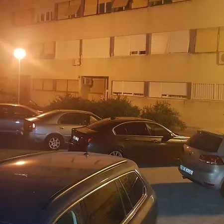 شقة Bal سبليت